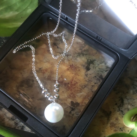 Jewelry - 925 Sterling Silver White Pearl Pendant Necklace Elegant Chain Jewelry